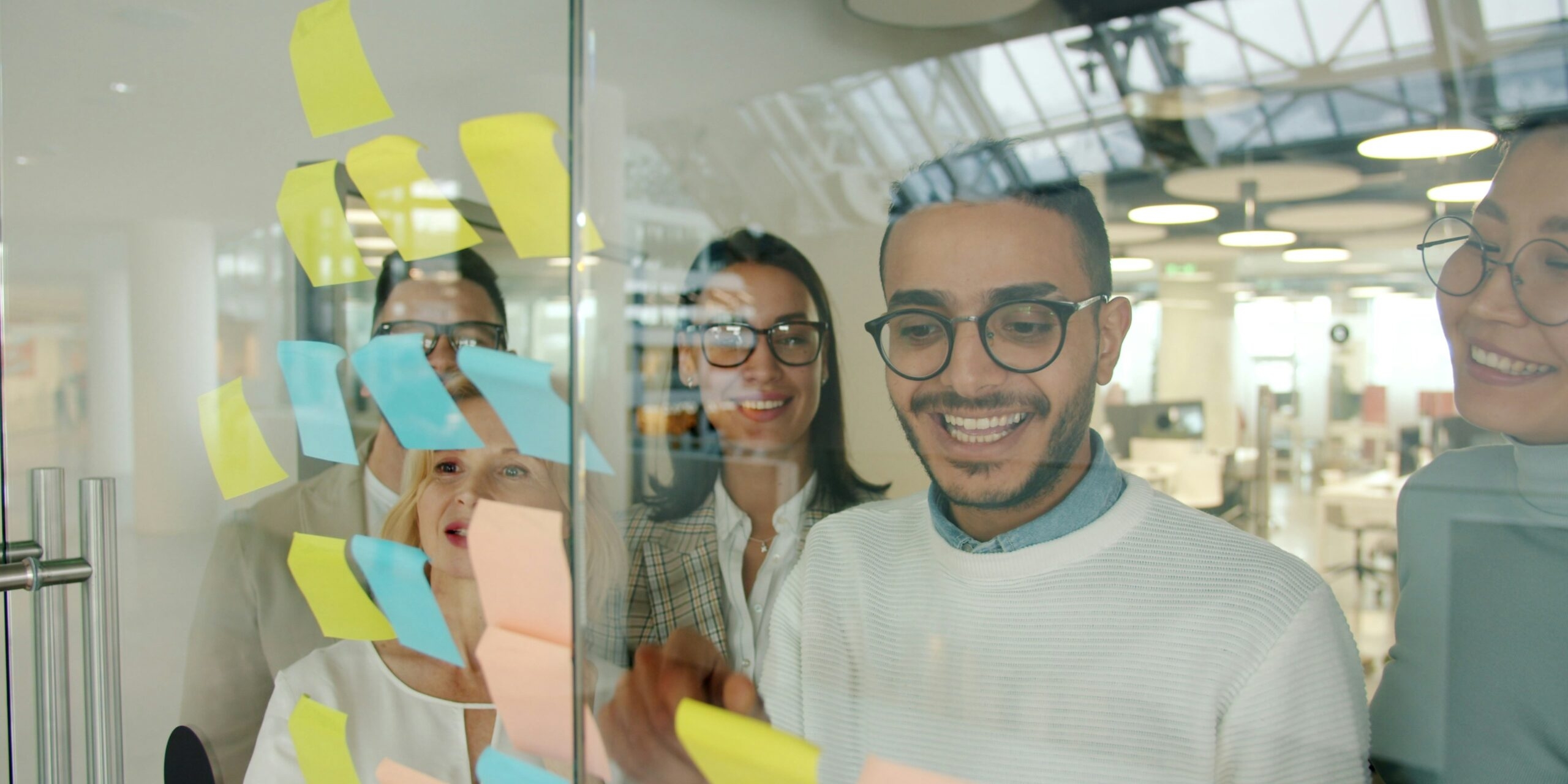 vitaly gariev CbGyIn1uwuc unsplash scaled uai